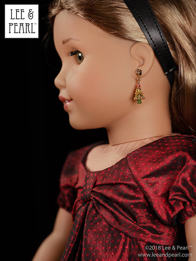 Dazzle them with doll jewelry gifts that are easy and fun to make, too! We'll help you amaze and delight the doll lovers in your life with beautiful and unique last-minute gifts — like these filagree Christmas tree earrings for 18 inch dolls, made using our newsletter tutorial and the techniques from our Jewelry Making for Vinyl Play Dolls eBook — available in our Etsy store at https://www.etsy.com/listing/601009838/lp-craft-guide-introduction-to-jewelry.