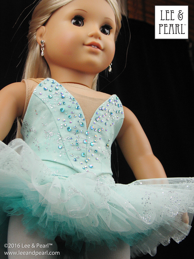 Make amazing GIFTS with the Lee & Pearl Ballet Performance Bundle for 18 Inch (American Girl) dolls. This bundle includes both our Prima Ballerina strapless bodice and Classical tutu pattern and our Corps de Ballet scoop neck bodice and Romantic tutu pattern, for ultimate mix-and-match flexibility. Find this unique pattern bundle in the Lee & Pearl Etsy store.