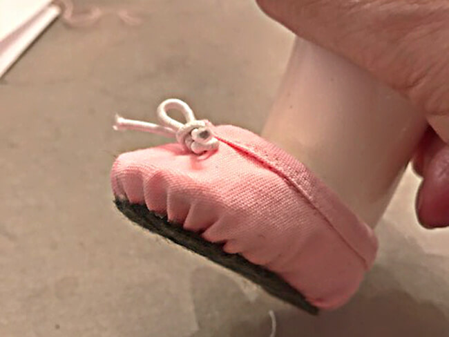 Introducing Lee & Pearl Pattern 1075: Ballet Slippers for 18 Inch, 16 Inch and 14 1/2 Inch Dolls — just like the real thing, and so easy to make you won't believe it. Look at the perfect toes on these slippers made by A Bee Line. Our pattern makes such perfection attainable by all with a series of easy-to-sew preparatory steps that take the free-handing anguish out of doll shoe-making! Find this wonderful new pattern for American Girl, A Girl for All Time and Wellie Wisher dolls in the leeandpearl Etsy shop.