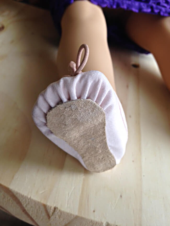 Introducing Lee & Pearl Pattern 1075: Ballet Slippers for 18 Inch, 16 Inch and 14 1/2 Inch Dolls — just like the real thing, and so easy to make you won't believe it. Look at the perfect toes on these slippers made by Rhonda A. Our pattern makes such perfection attainable by all with a series of easy-to-sew preparatory steps that take the free-handing anguish out of doll shoe-making! Find this wonderful new pattern for American Girl, A Girl for All Time and Wellie Wisher dolls in the leeandpearl Etsy shop.