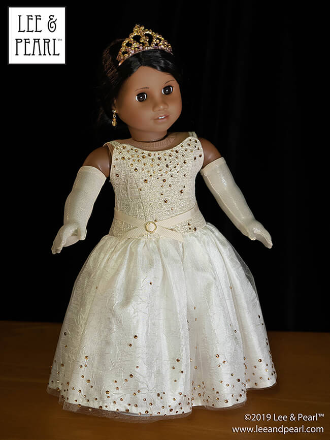 The Lee & Pearl Grand Gala Giveaway is now live! Find out how you can ENTER TO WIN the most beautiful doll in the Lee & Pearl workroom, wearing the most beautiful outfit we've ever made. This giveaway runs through December 6, 2019, with no purchase necessary — so don’t miss out!