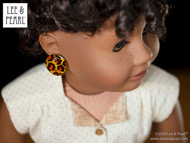 New FREE pattern! Introducing Pattern 1984: Retro '80s Romper with Shaped Belt, Shoulder Pads and Heat Shrink Buckle Craft for 18 Inch Dolls — our new, exclusive FREE pattern for Lee & Pearl mailing list subscribers.