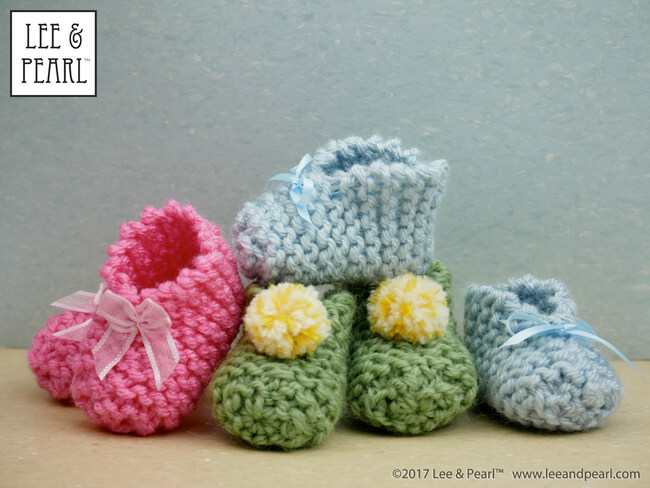 All this week, we have showcased last minute gift ideas for 18 inch doll lovers in Lee & Pearl newsletters. Today, we have doll GIFTS FOR YOU. Please download and enjoy our FREE contemporary Christmas card printable, FREE vintage Christmas card printable, FREE Holiday Stocking pattern and FREE Knitted Slipper pattern for dolls. Happy Holidays and Merry Christmas from Lee & Pearl!